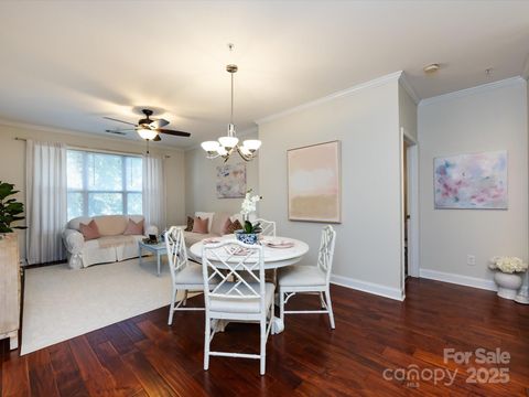 1000 E Woodlawn Road 113 Charlotte NC 28209