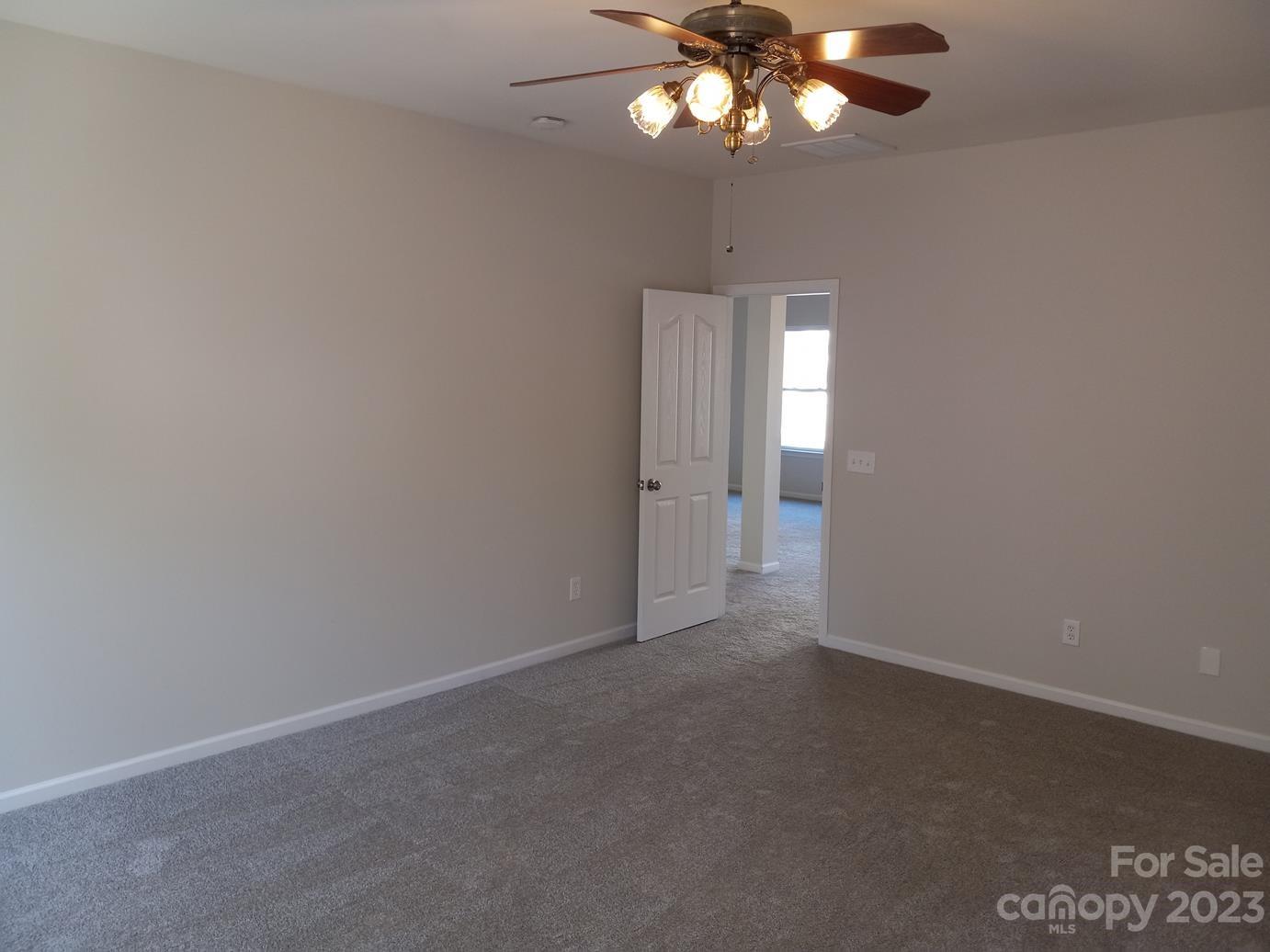 Sandy Pointe - Residential