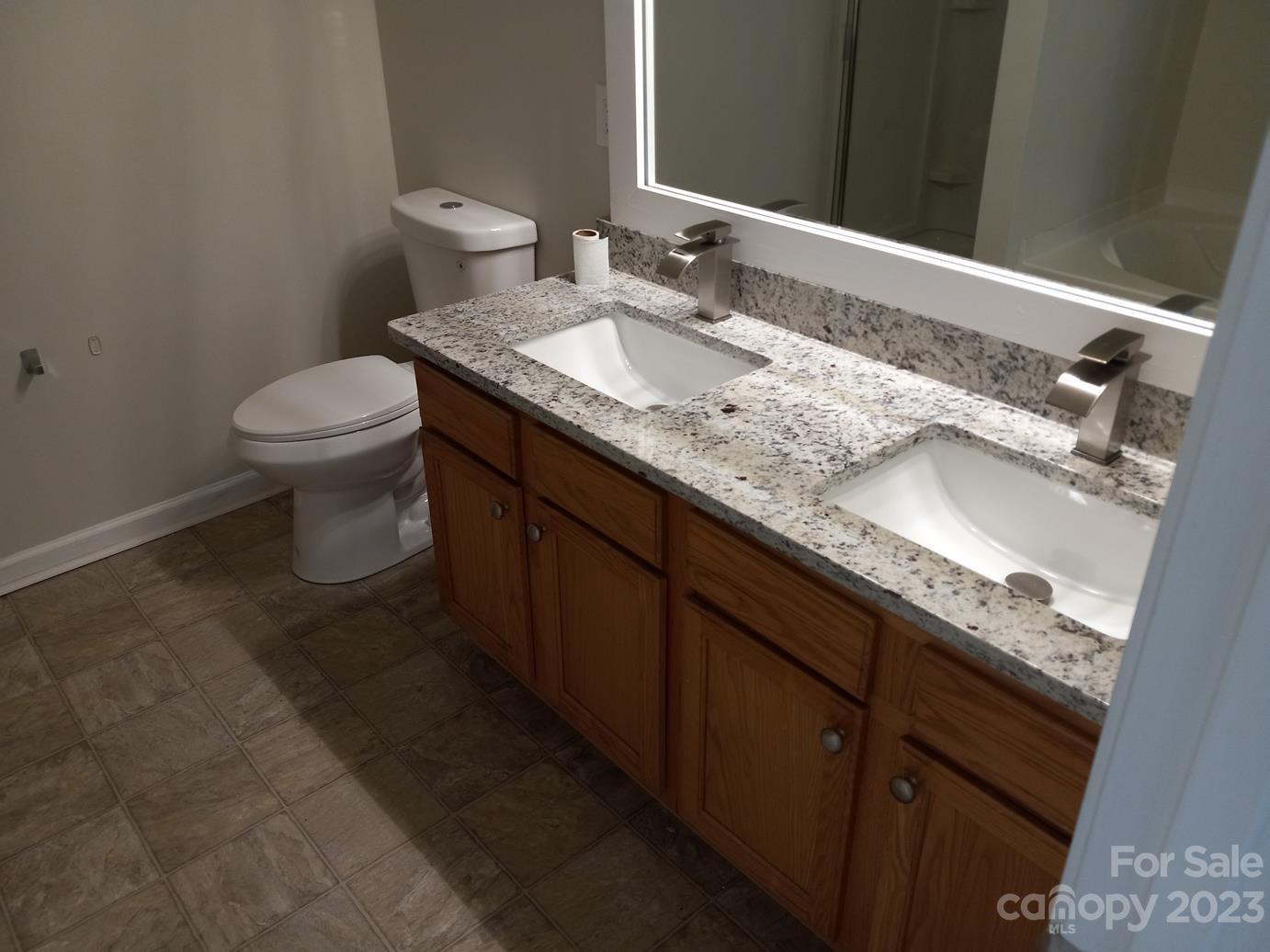 Sandy Pointe - Residential