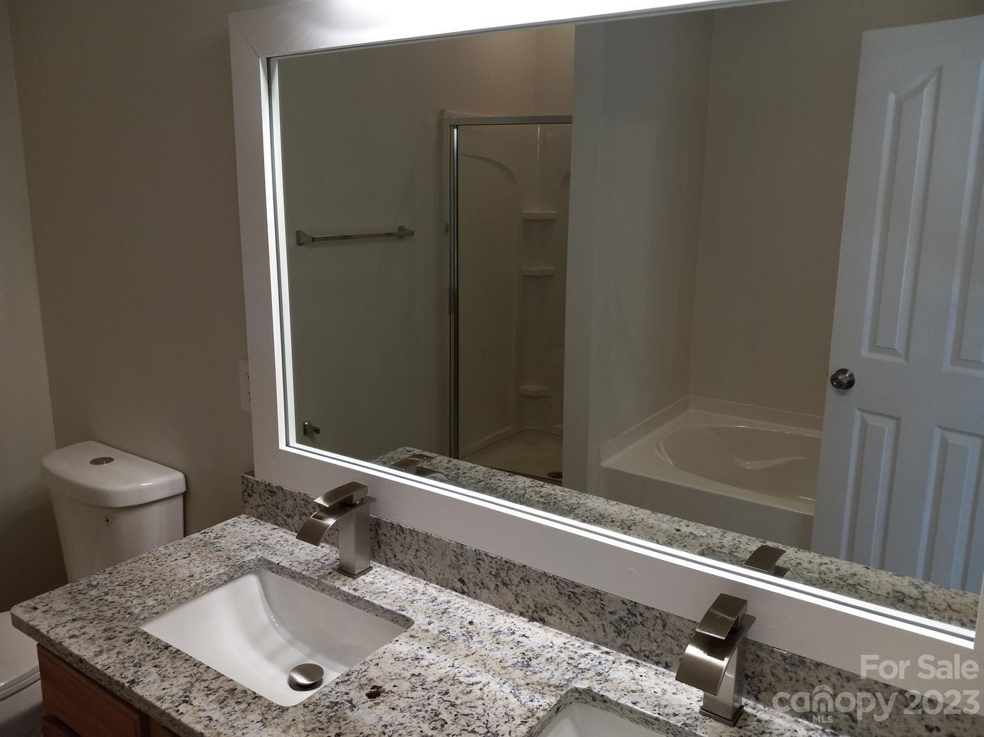 Sandy Pointe - Residential