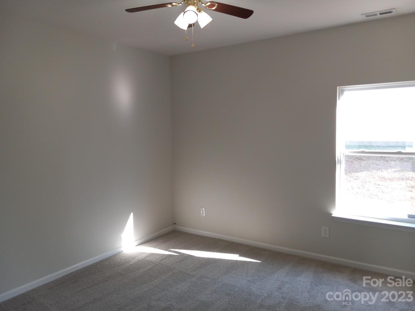 Sandy Pointe - Residential