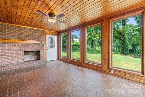 A home in Lenoir