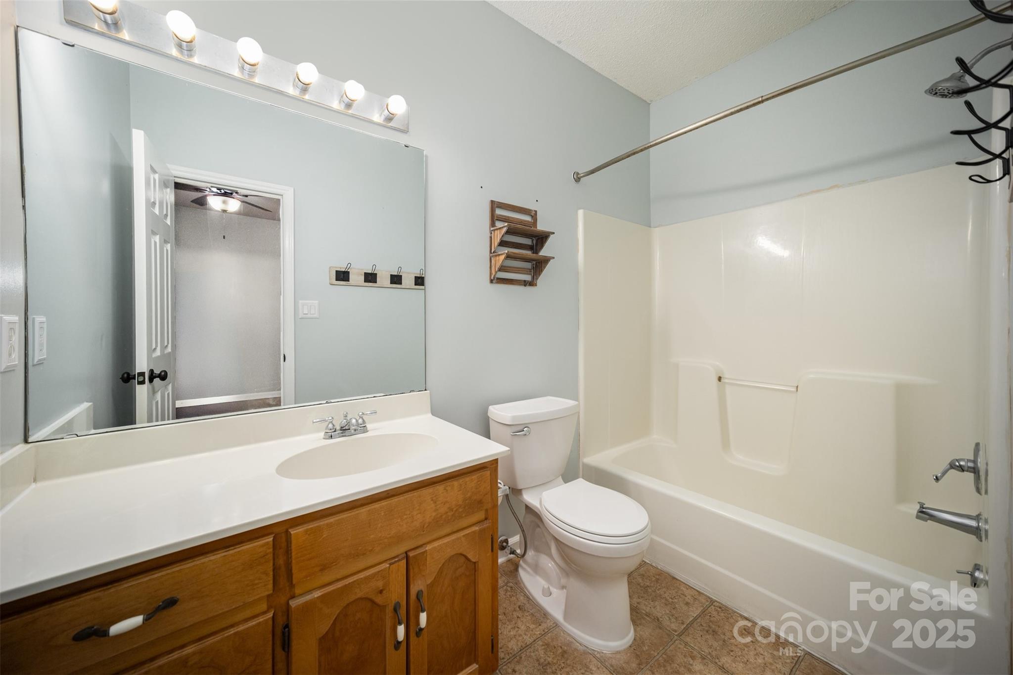 Adams Bluff - Residential