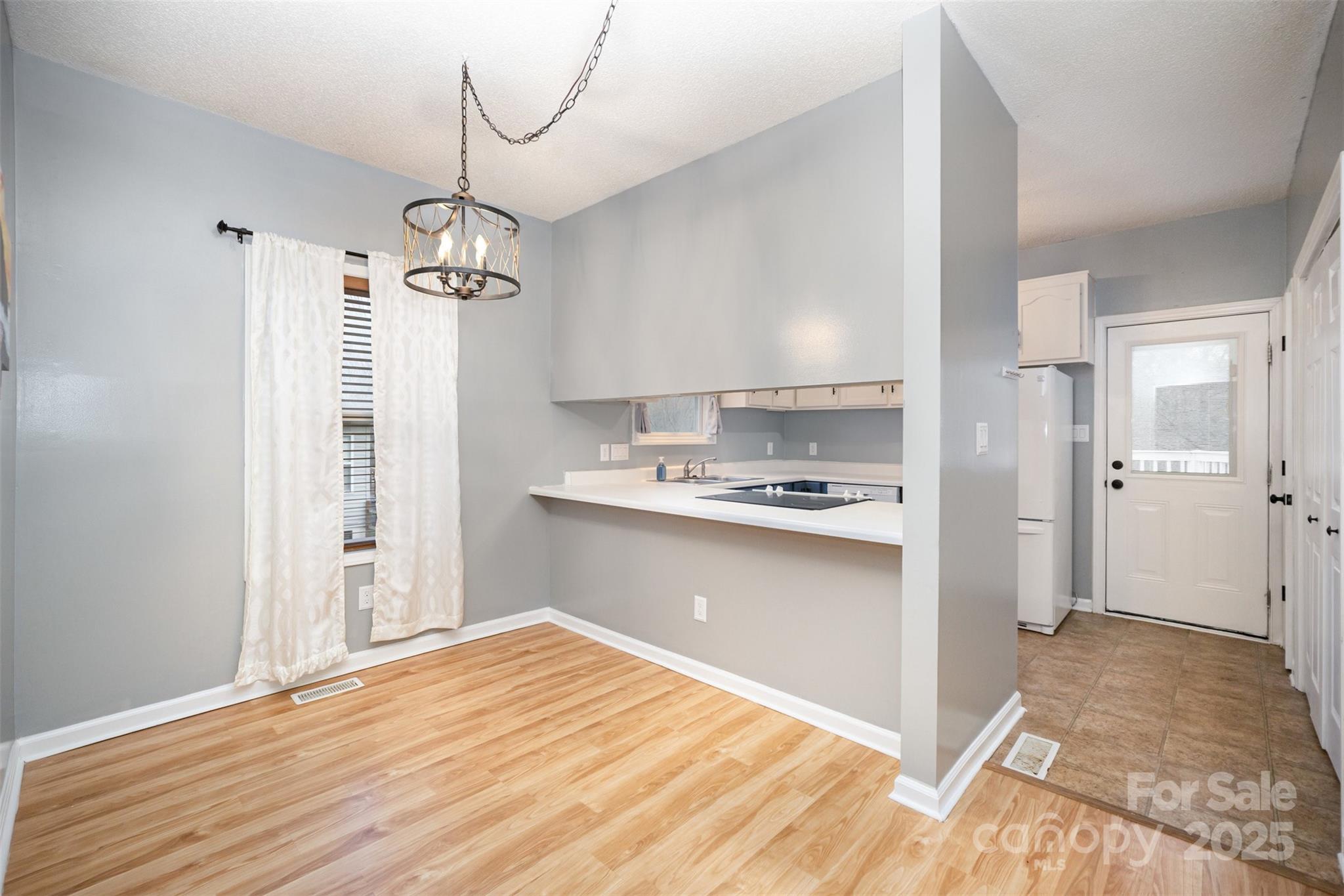 Adams Bluff - Residential