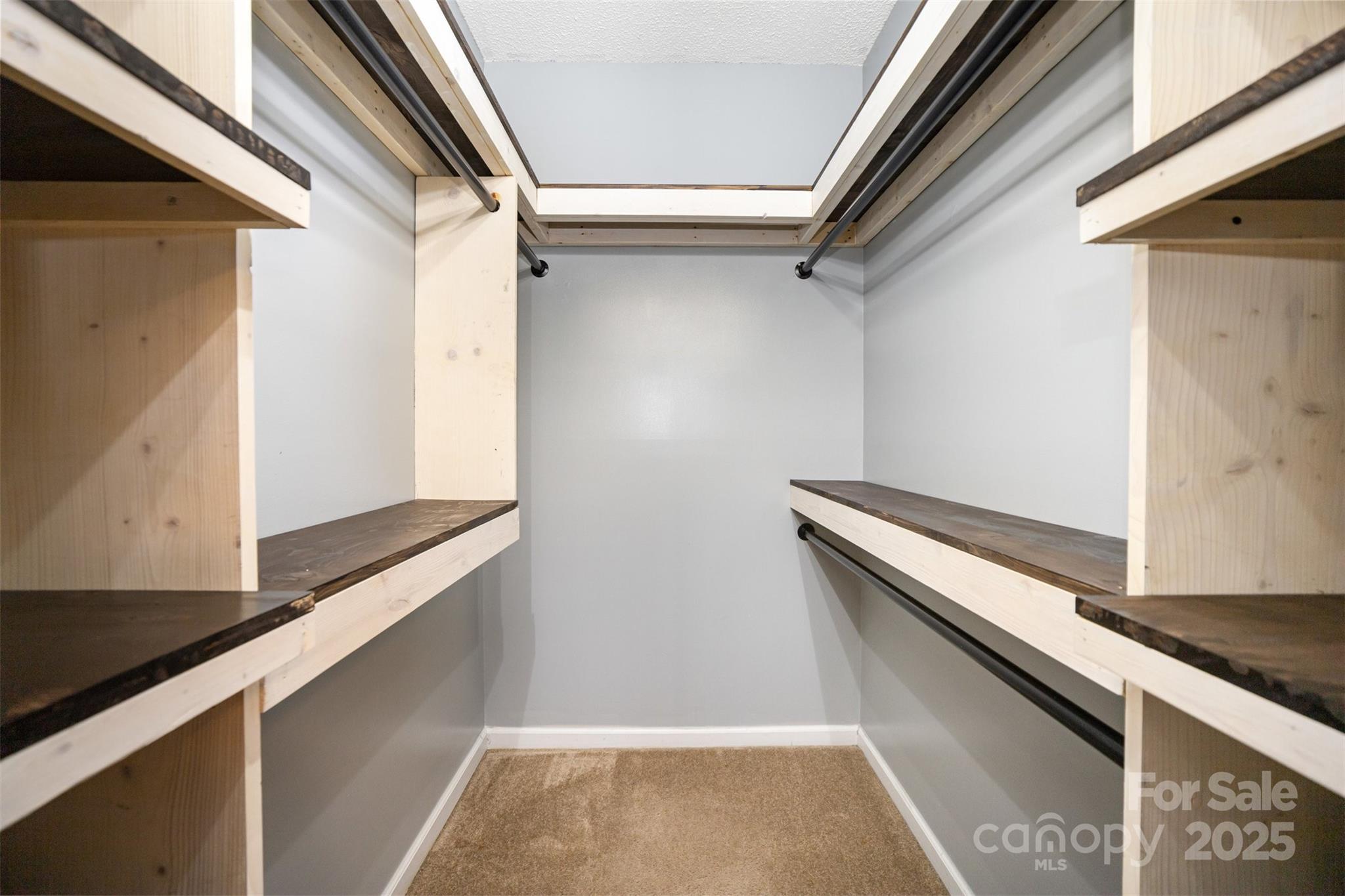 Adams Bluff - Residential