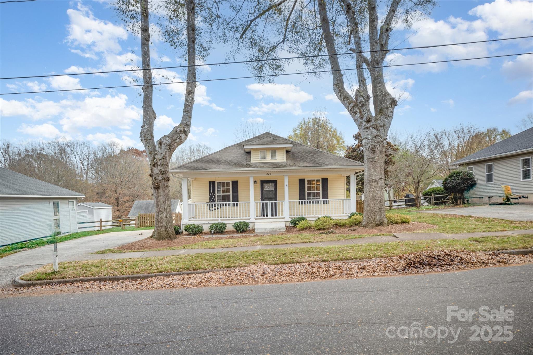 Adams Bluff - Residential