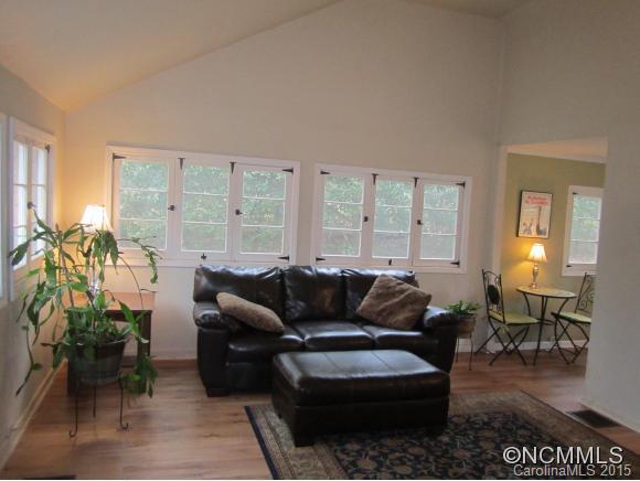 Royal Pines - Residential