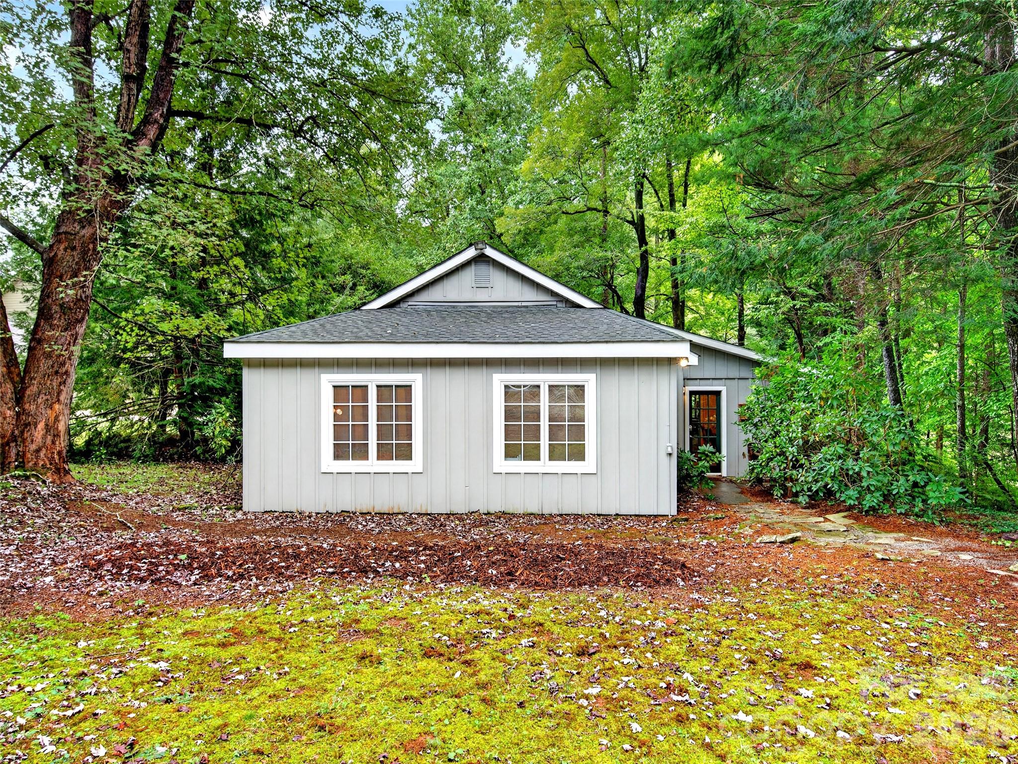 138 Gowan Point 4