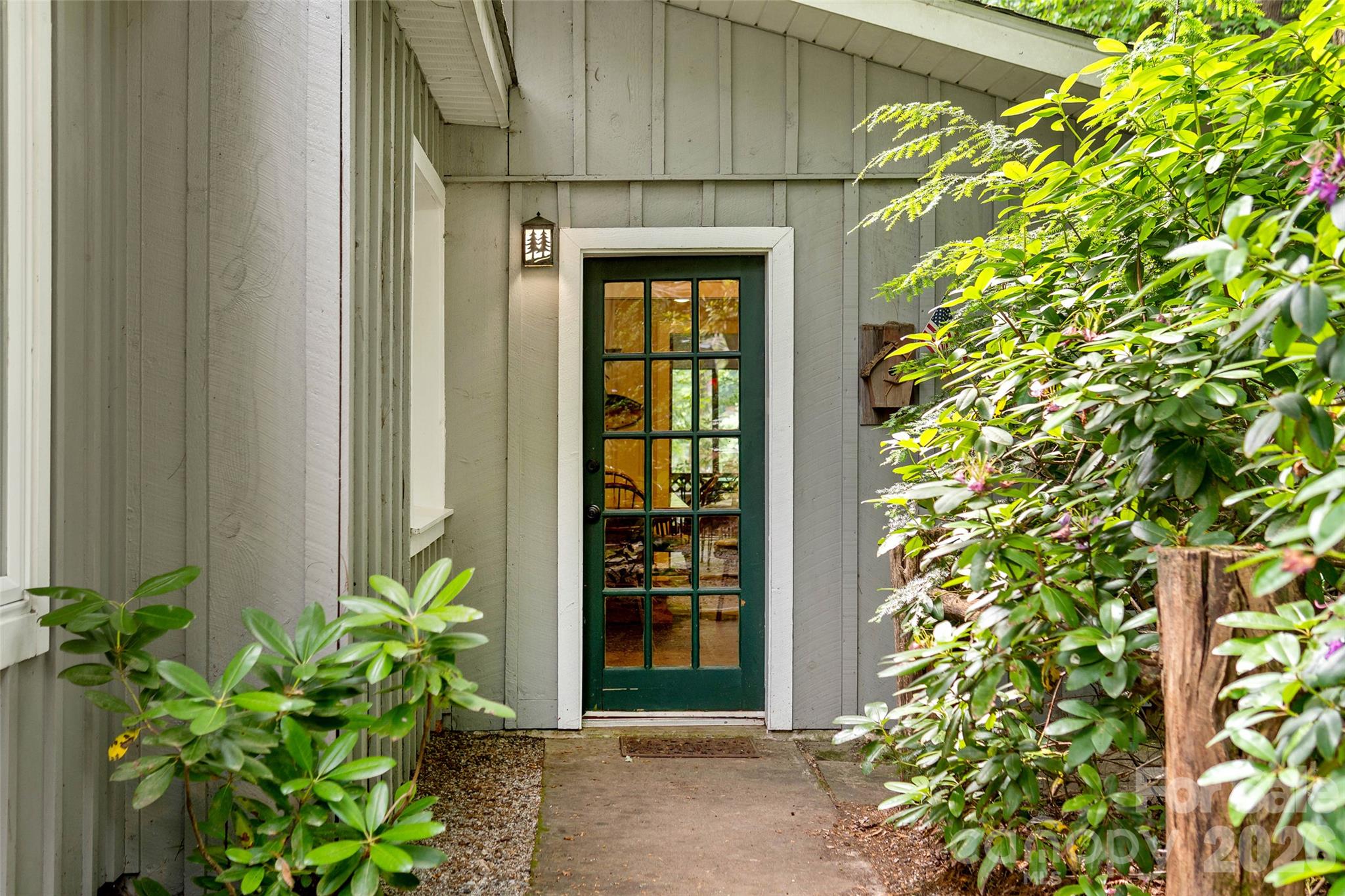 138 Gowan Point 4