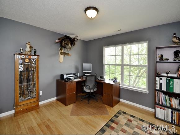 Knoll Top Acres - Residential