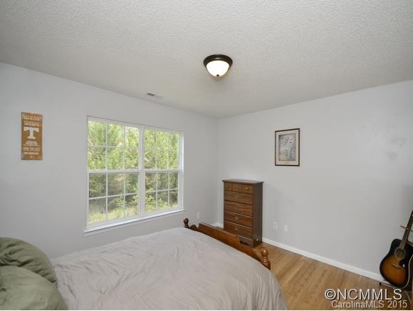 Knoll Top Acres - Residential