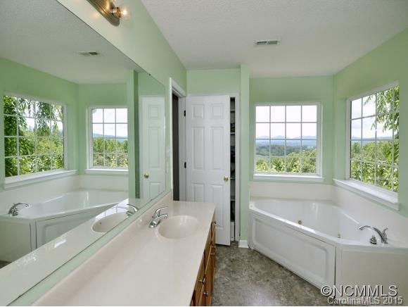 Knoll Top Acres - Residential