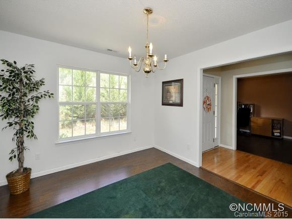 Knoll Top Acres - Residential