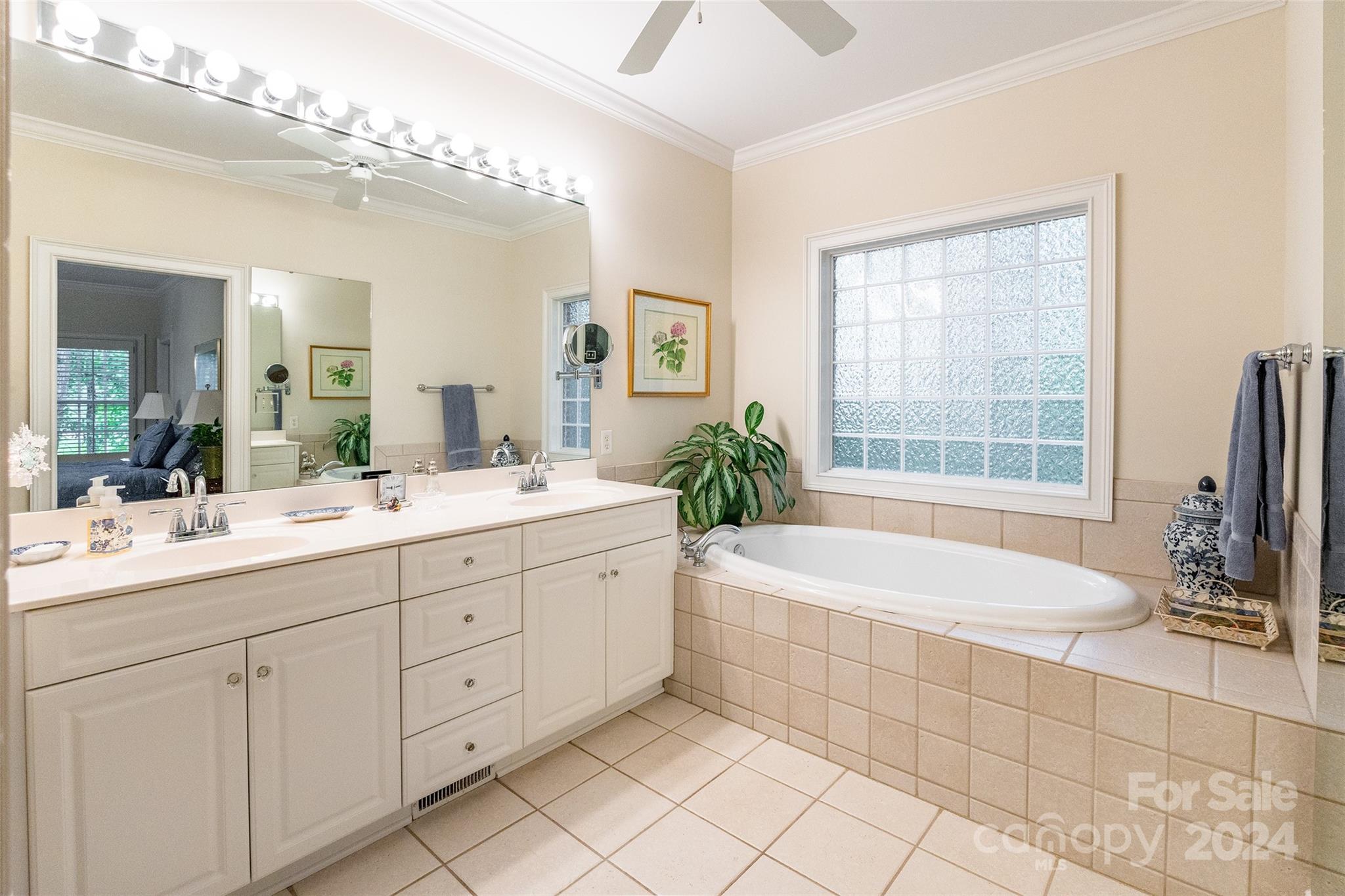 Meadow Lakes II - Residential