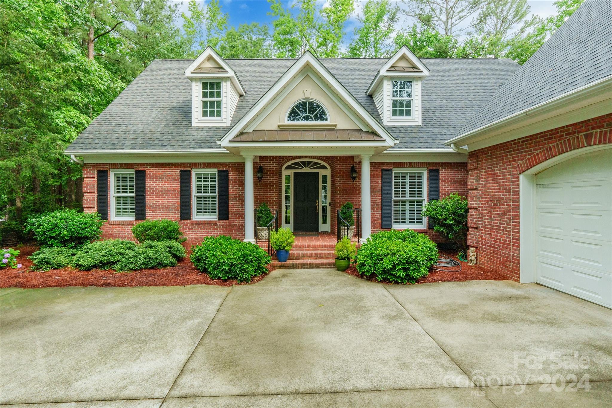 Meadow Lakes II - Residential