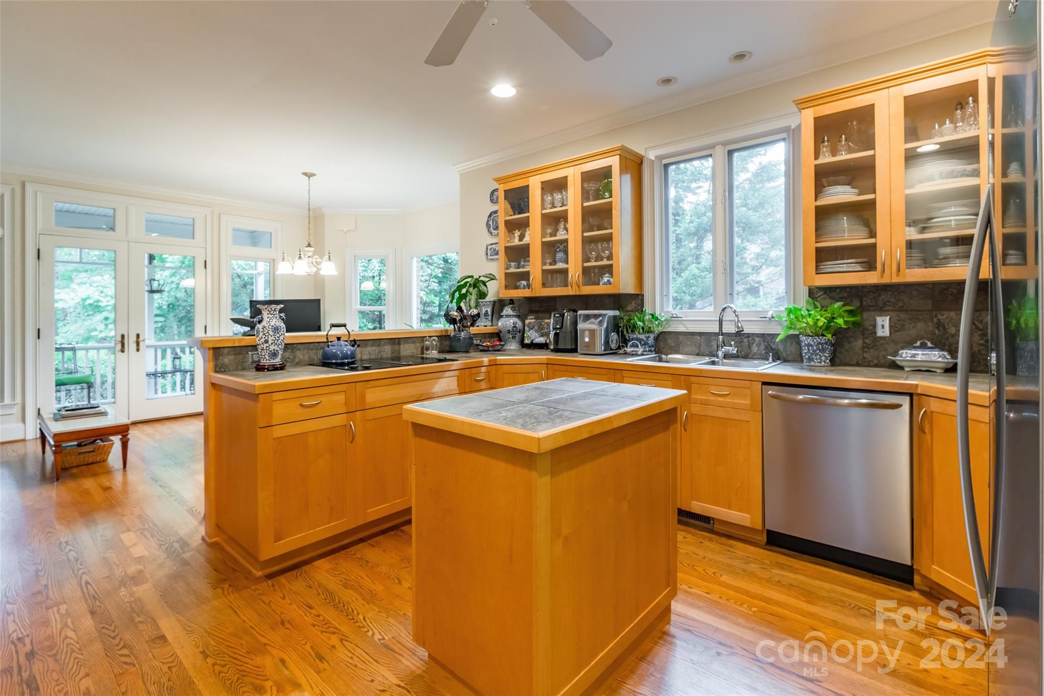 Meadow Lakes II - Residential