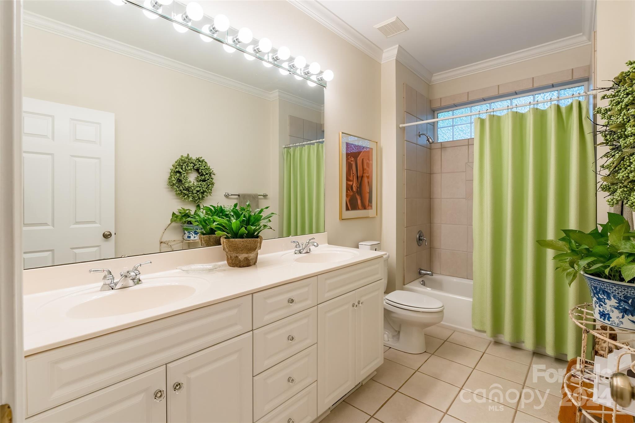 Meadow Lakes II - Residential