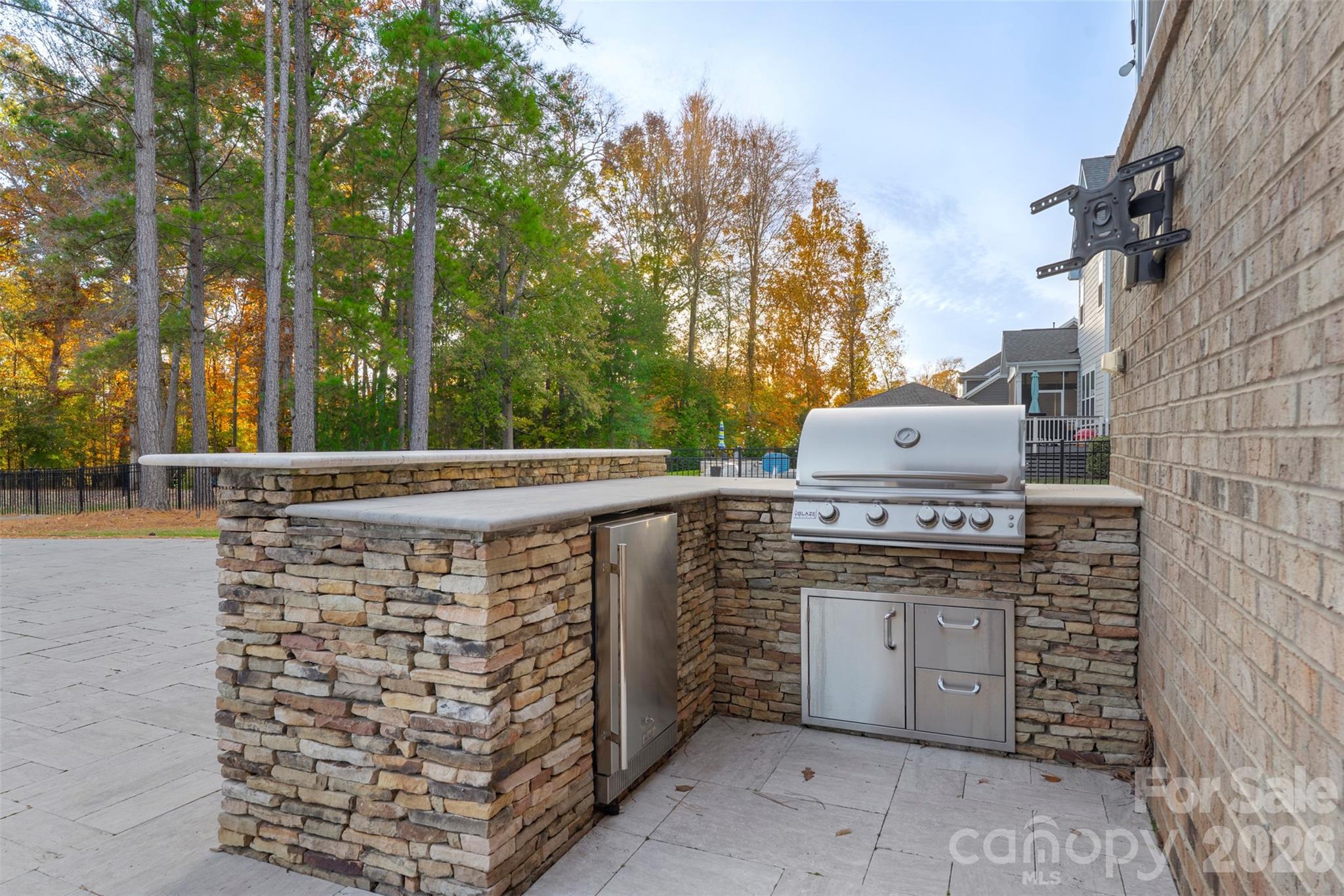 McLean - South Shore - Residential