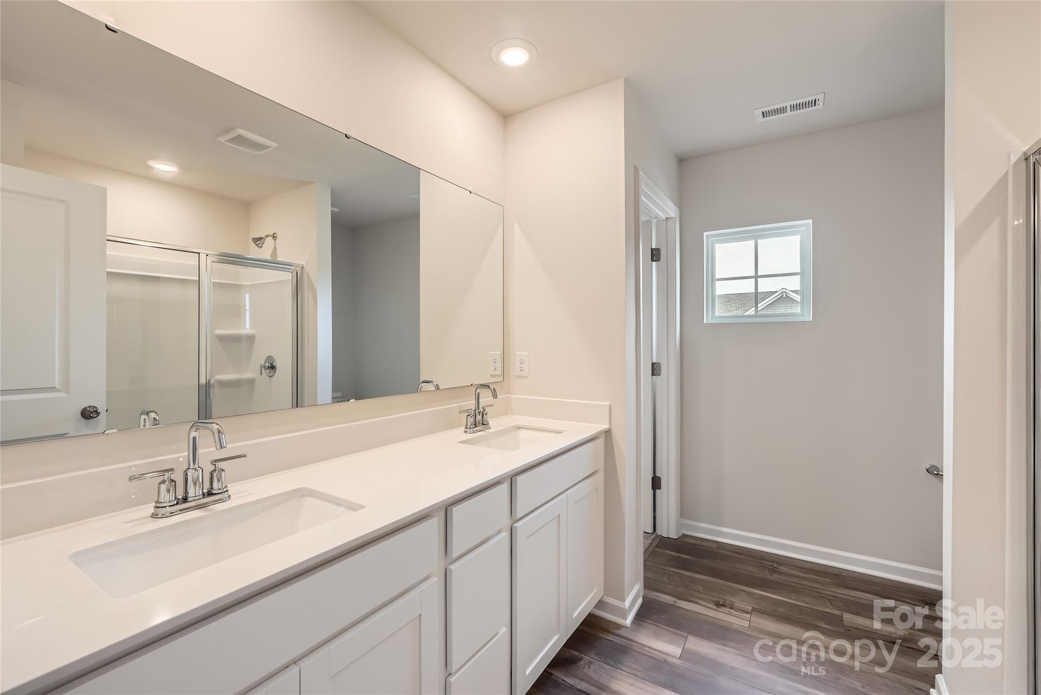 Creekside Cottages - Residential
