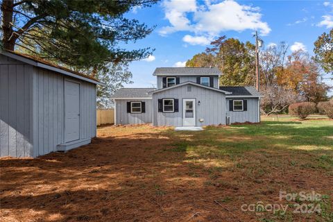 A home in Yadkinville