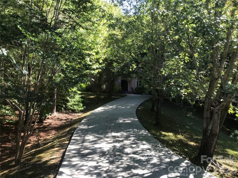 Photo of 107 Twin Courts Drive, Weaverville, NC 28787 (MLS # 4433137)