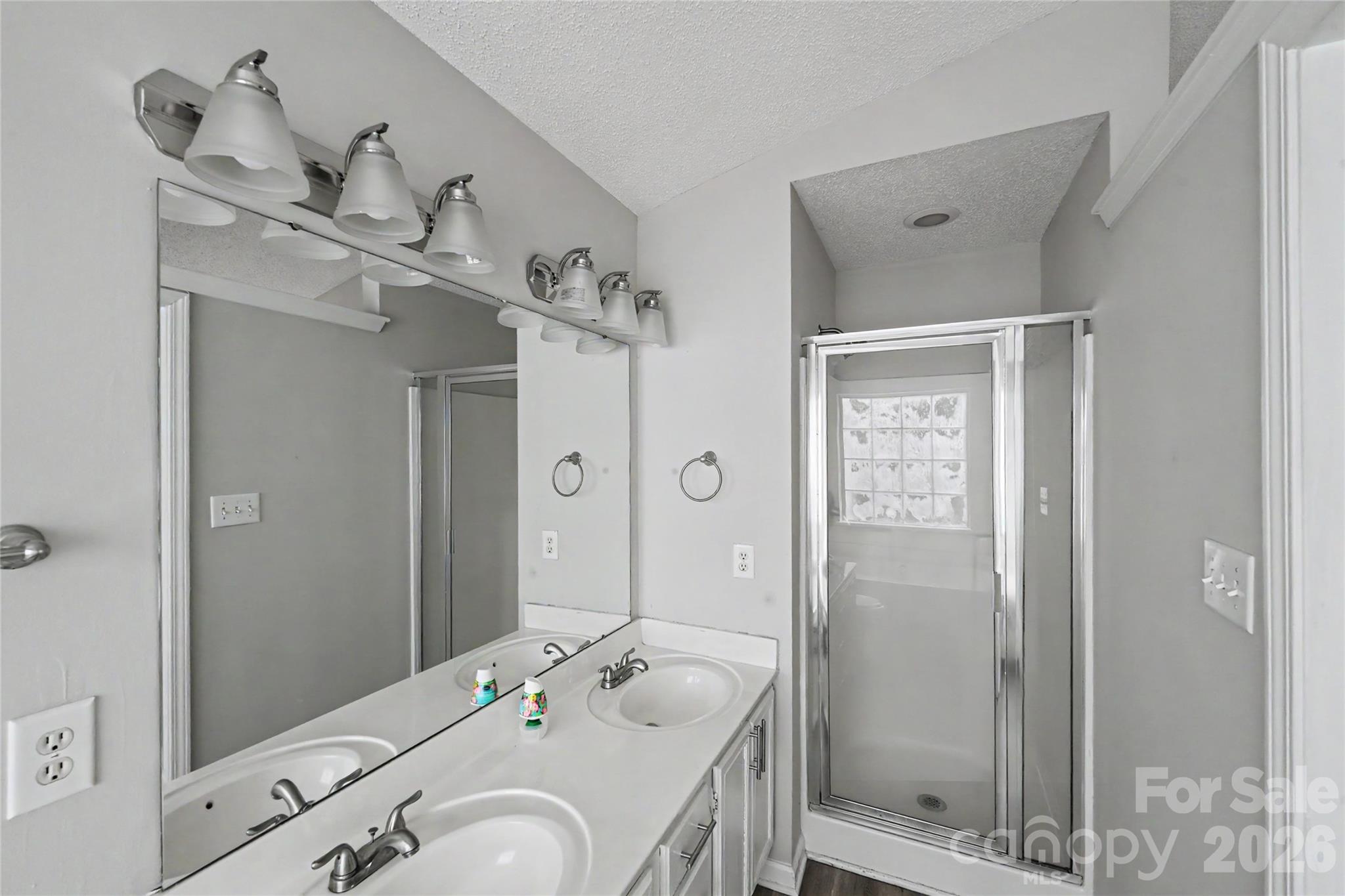 1828 Sugar Hollow Drive