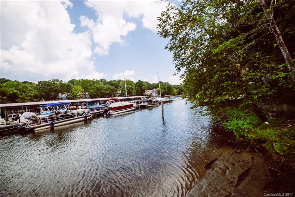 Tega Cay - Residential