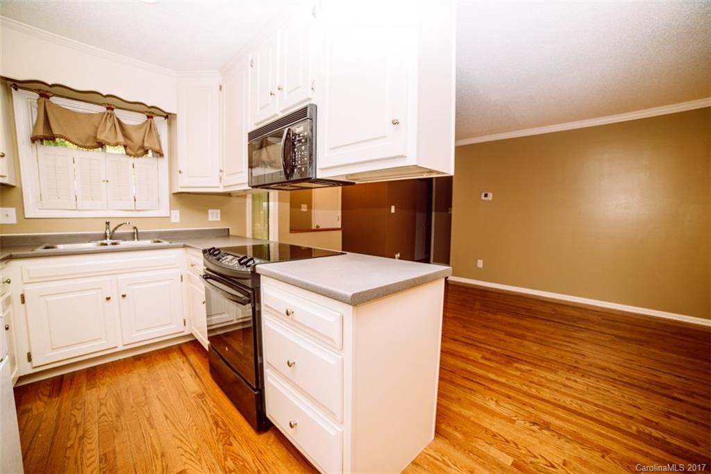 Tega Cay - Residential