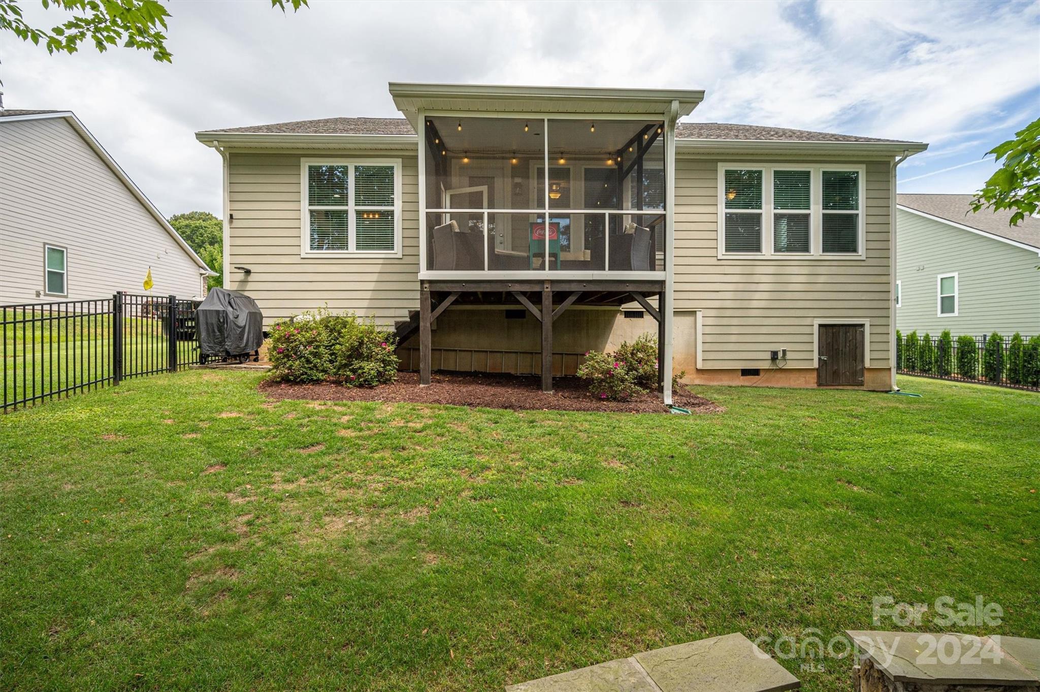 Westport Lakeside - Residential