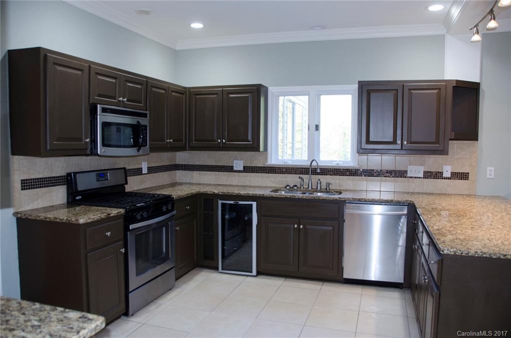 Forest Hills - Residential