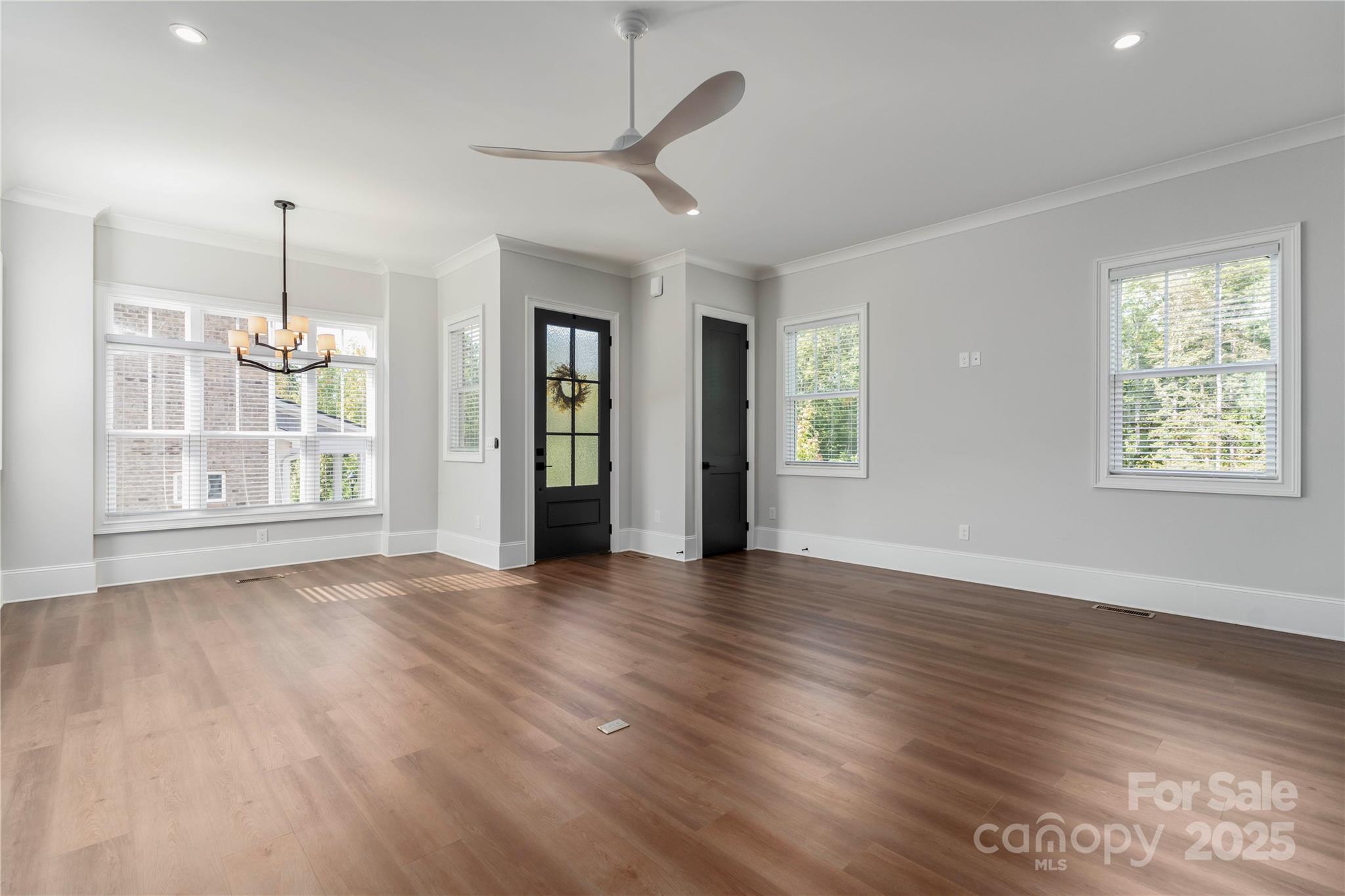 805 Naples Drive