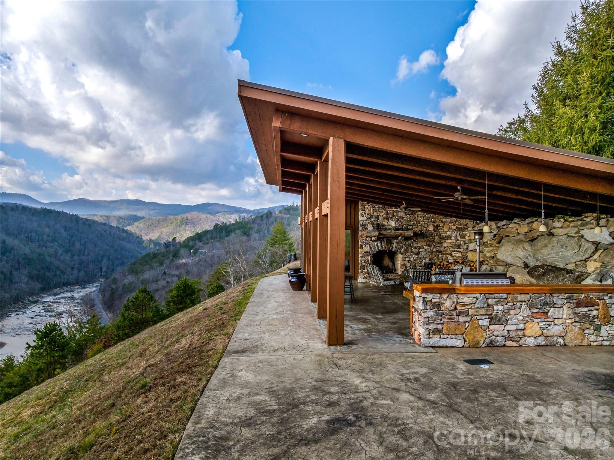French Broad Crossing - Residential