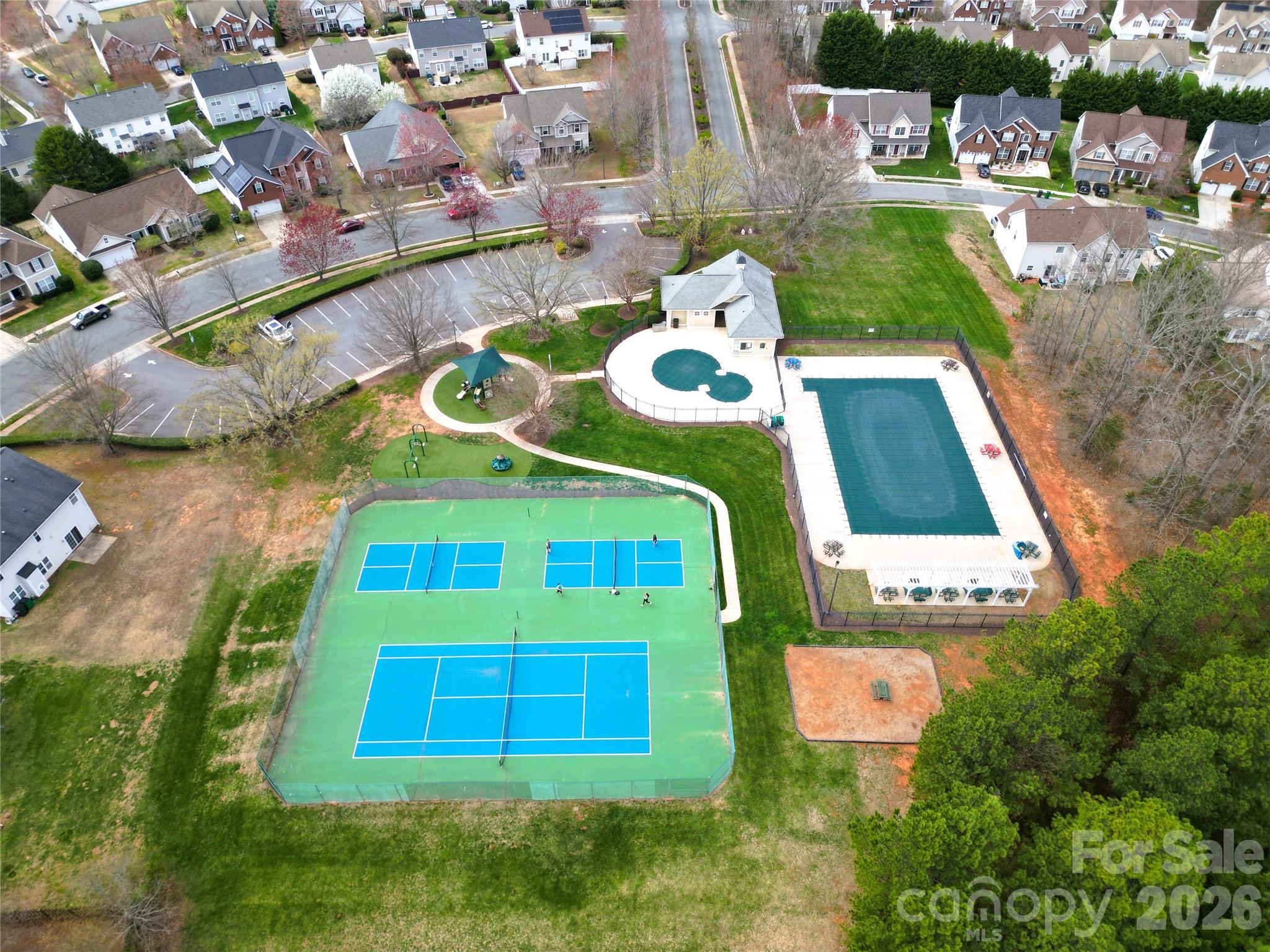 Old Stone Crossing - Residential