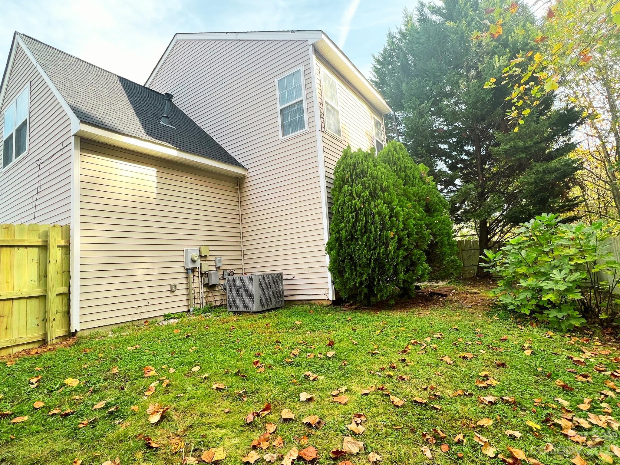 The Hampshires - Residential