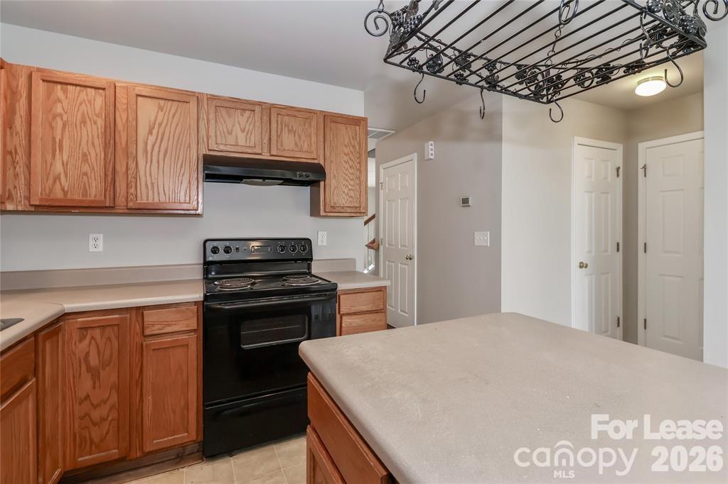 Woodburn Crossing - Residential Lease