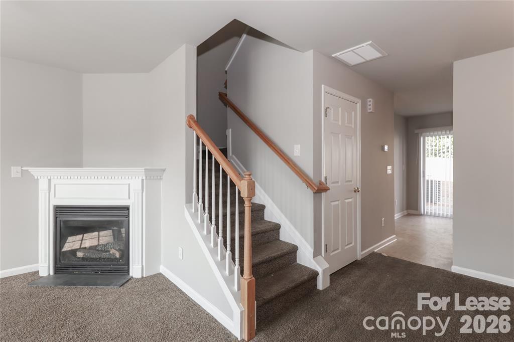 Woodburn Crossing - Residential Lease