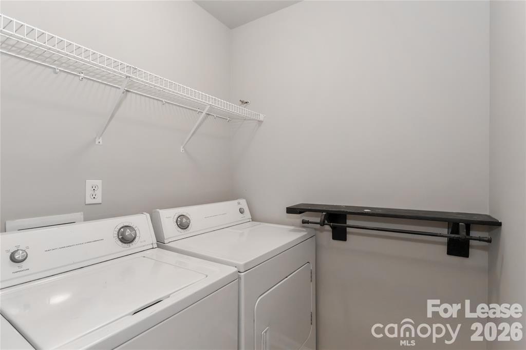 Woodburn Crossing - Residential Lease