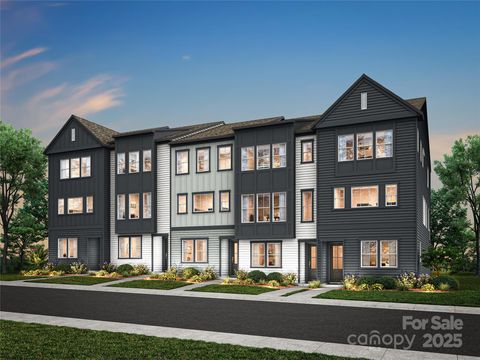Photo of 1335 Sandstar Lane, Charlotte, NC 28226 (MLS # 4309407)