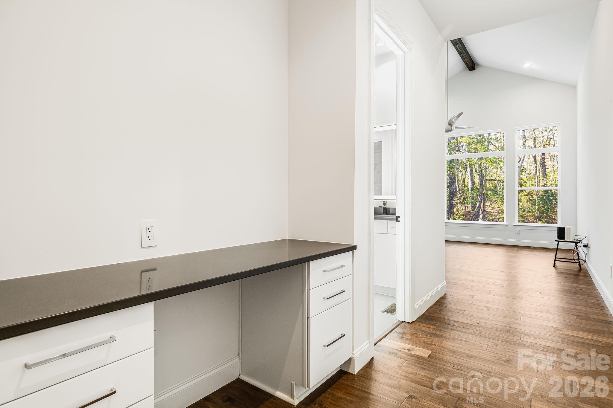 Sapphire Lakes - Residential