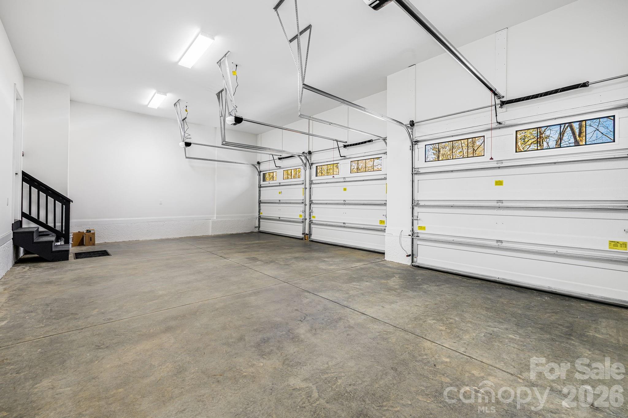 Sapphire Lakes - Residential