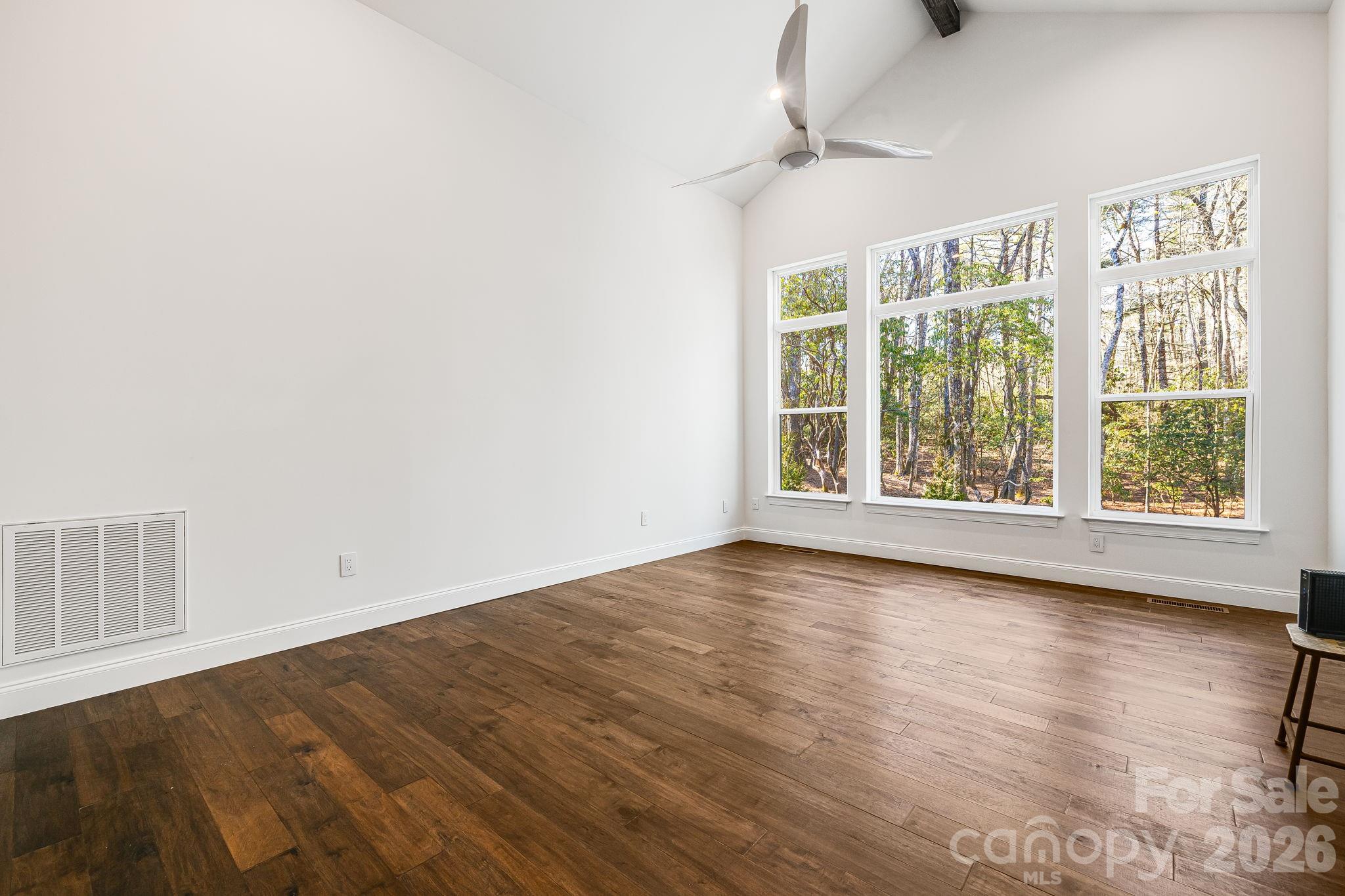 Sapphire Lakes - Residential