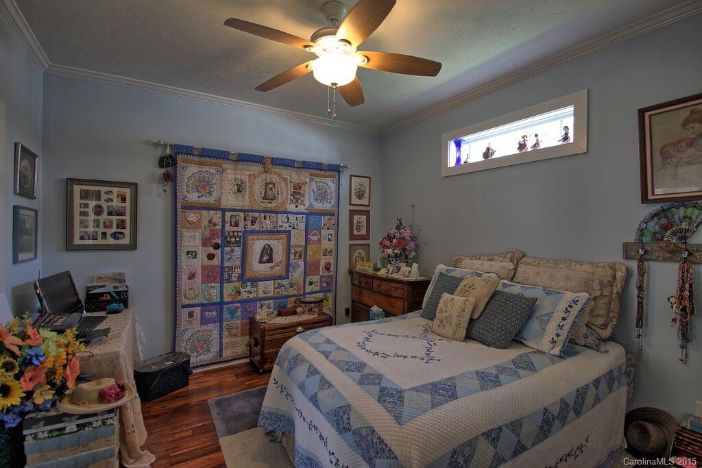 Seven Oaks - Residential