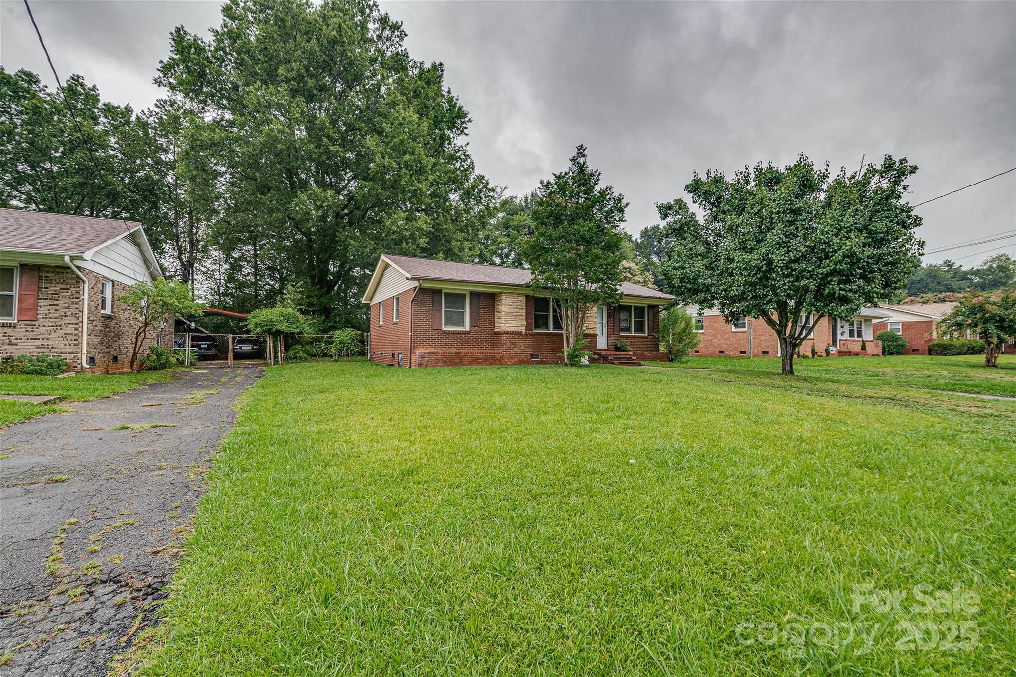4808 Brooktree Drive