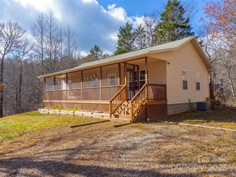 33 E H Bailey Road Bryson City NC 28713