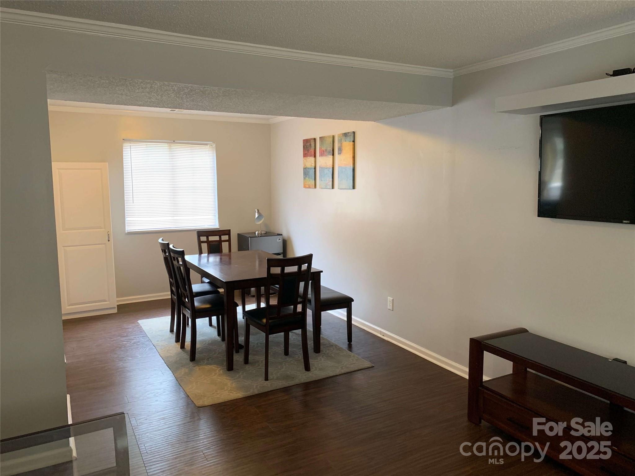9518 Robert Burns Court
