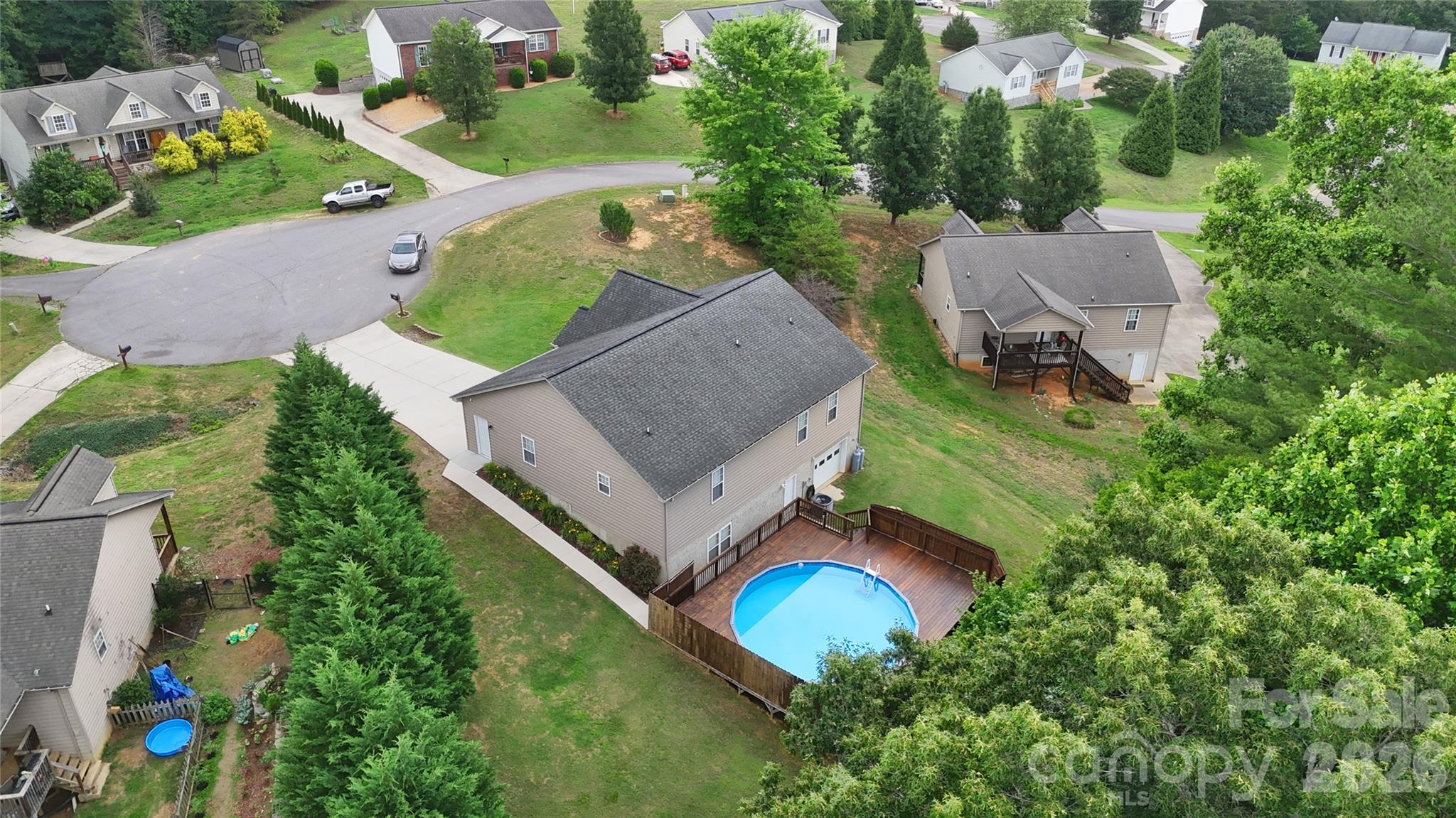 3933 Rocky Brook Place