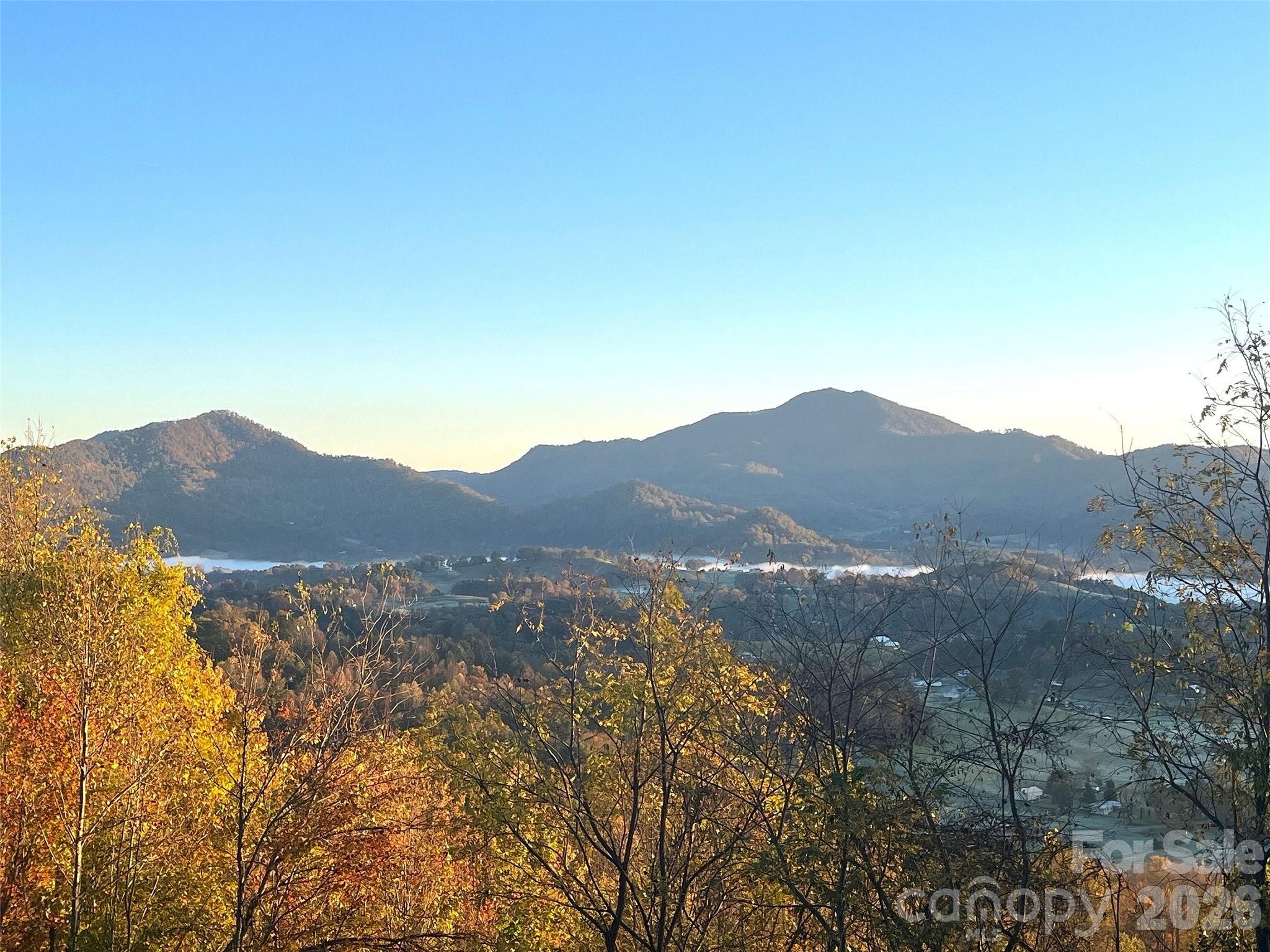 Hawk Mountain - Residential