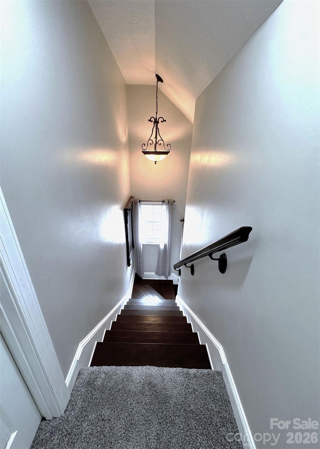 Hawk Mountain - Residential