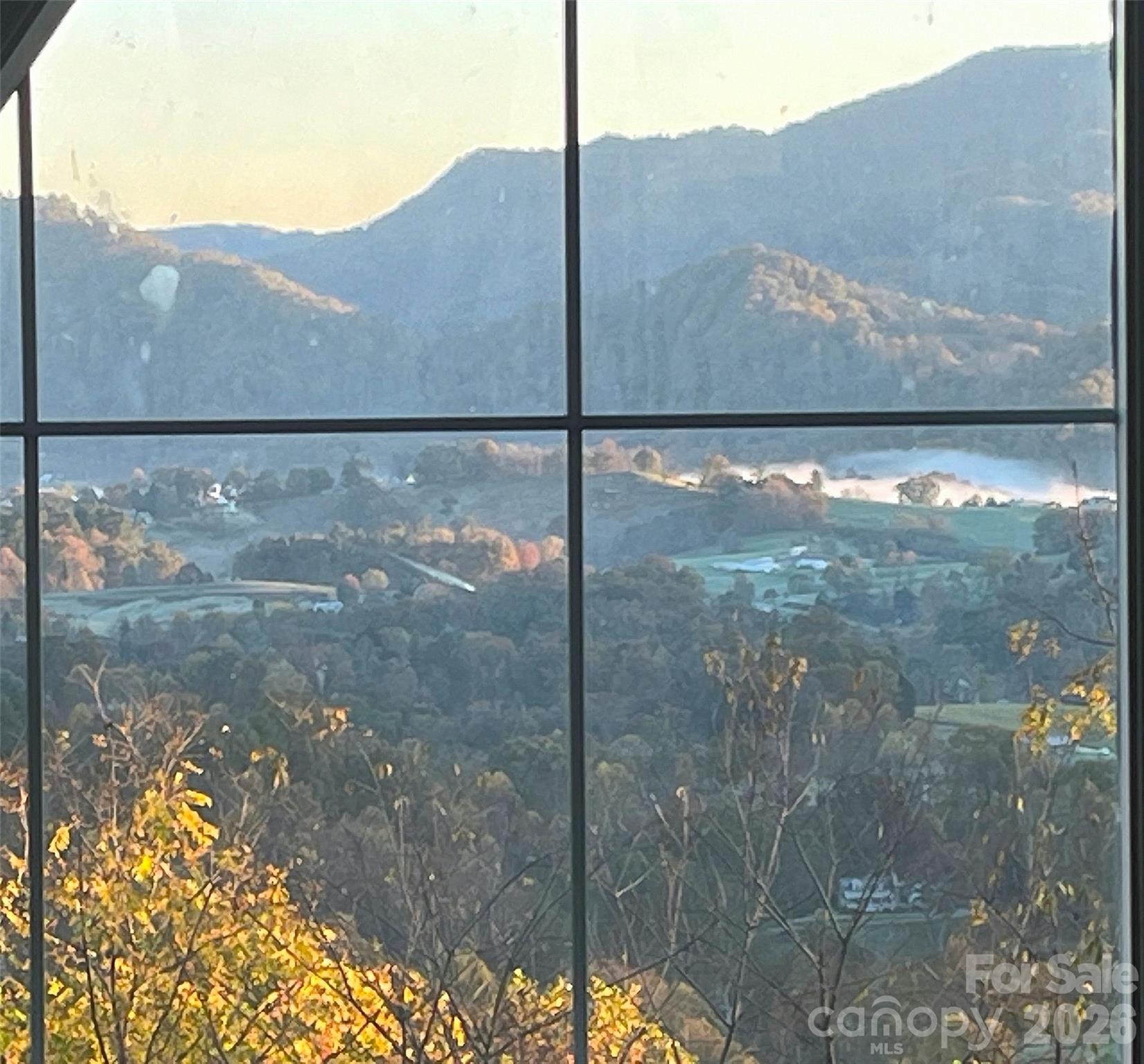 Hawk Mountain - Residential