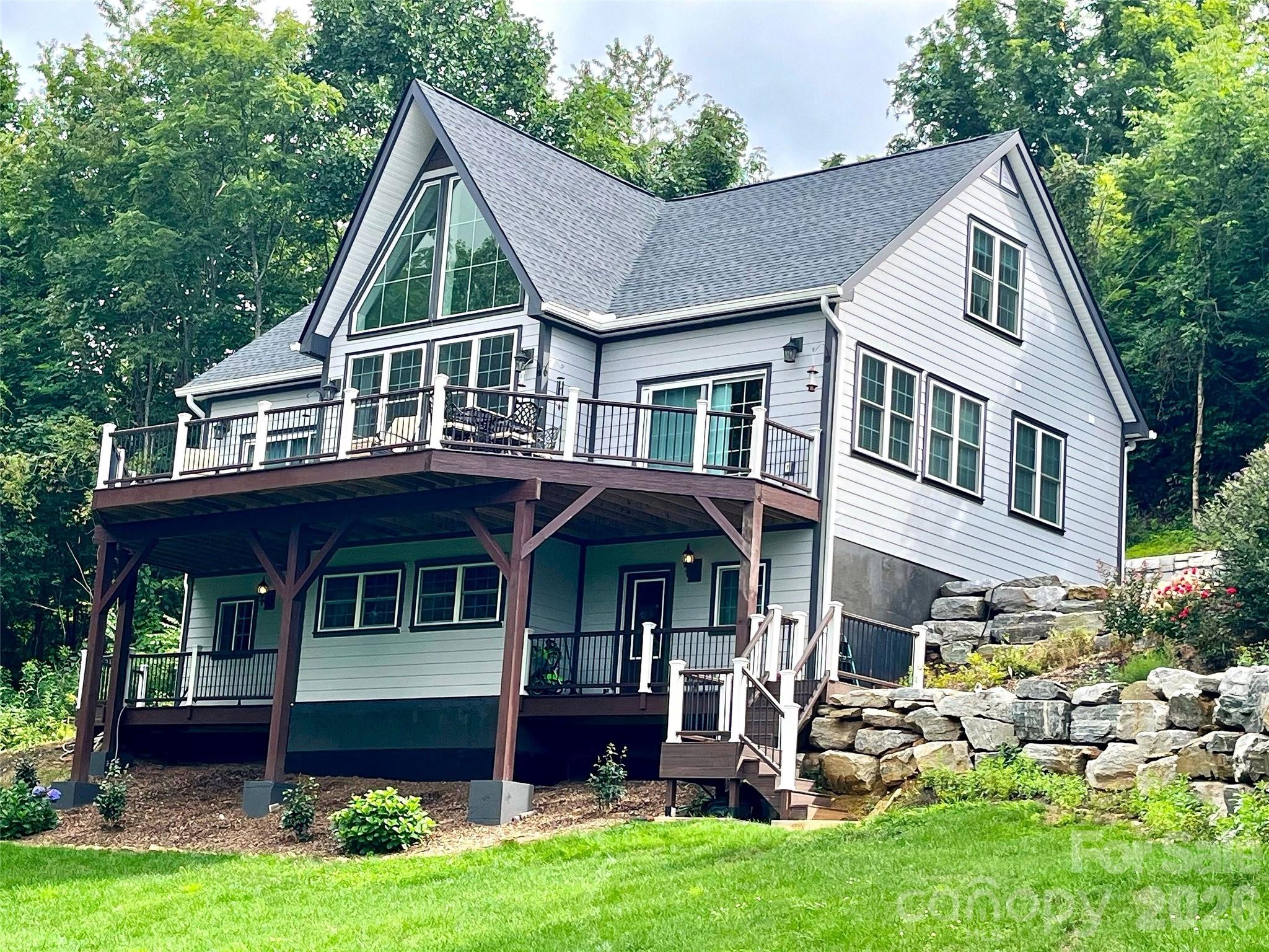 Hawk Mountain - Residential